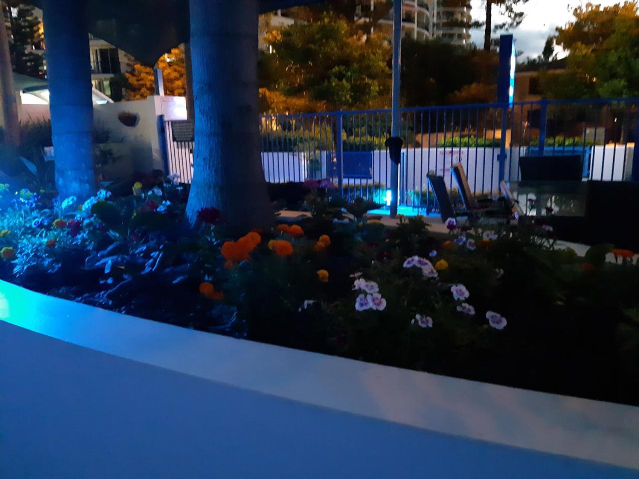 Surfers Beach Resort One Gold Coast Eksteriør bilde